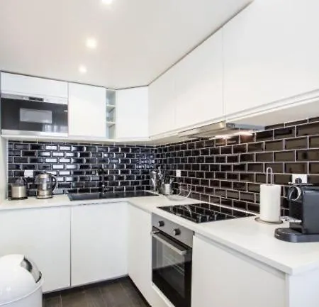 Apartment Cmg Grand Boulevards / Sentiers Ii